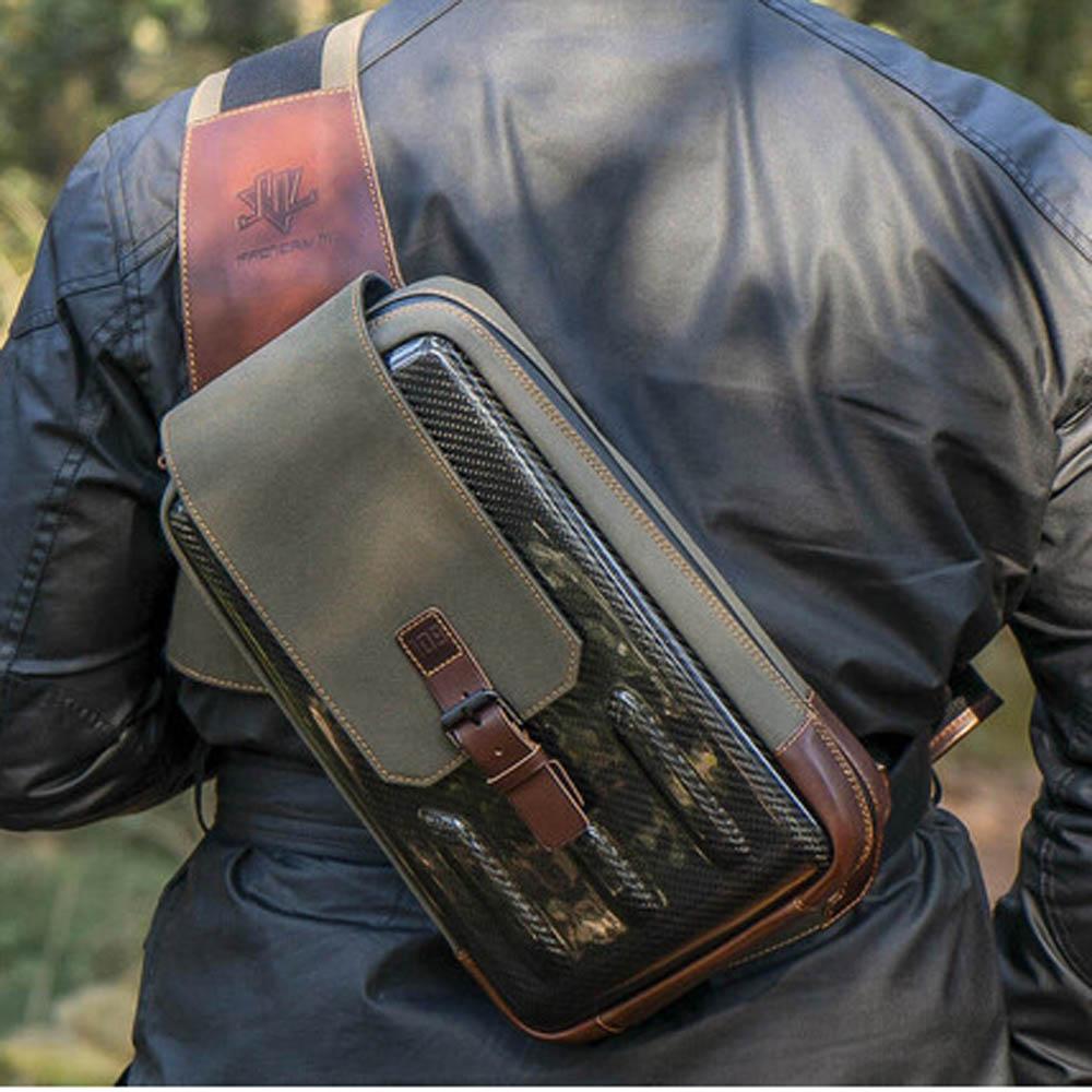 FactoryM 109 Carbon Sling Bag